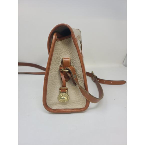 Vtg 90s Dooney Bourke Cream Brown All Weather Leather Crossbody Purse Turnlock - Picture 6 of 16